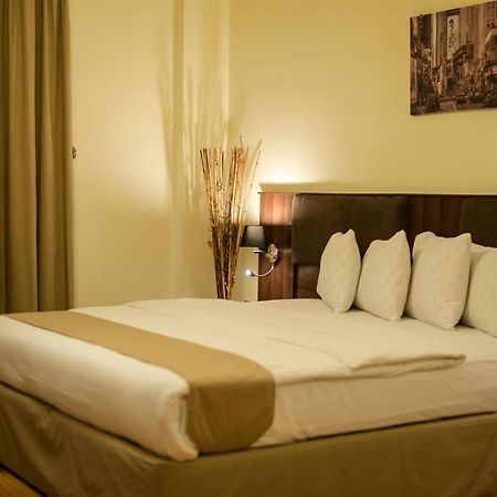 Weekend Hotel & Apartments Mascate Exterior foto