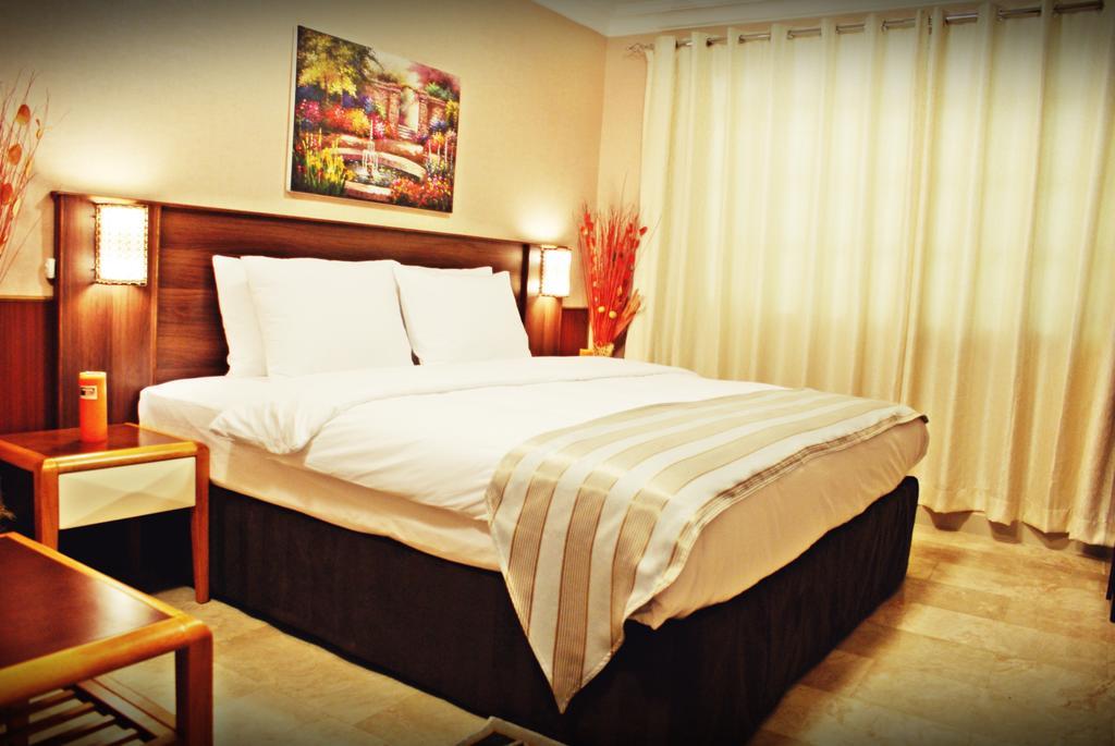 Weekend Hotel & Apartments Mascate Exterior foto