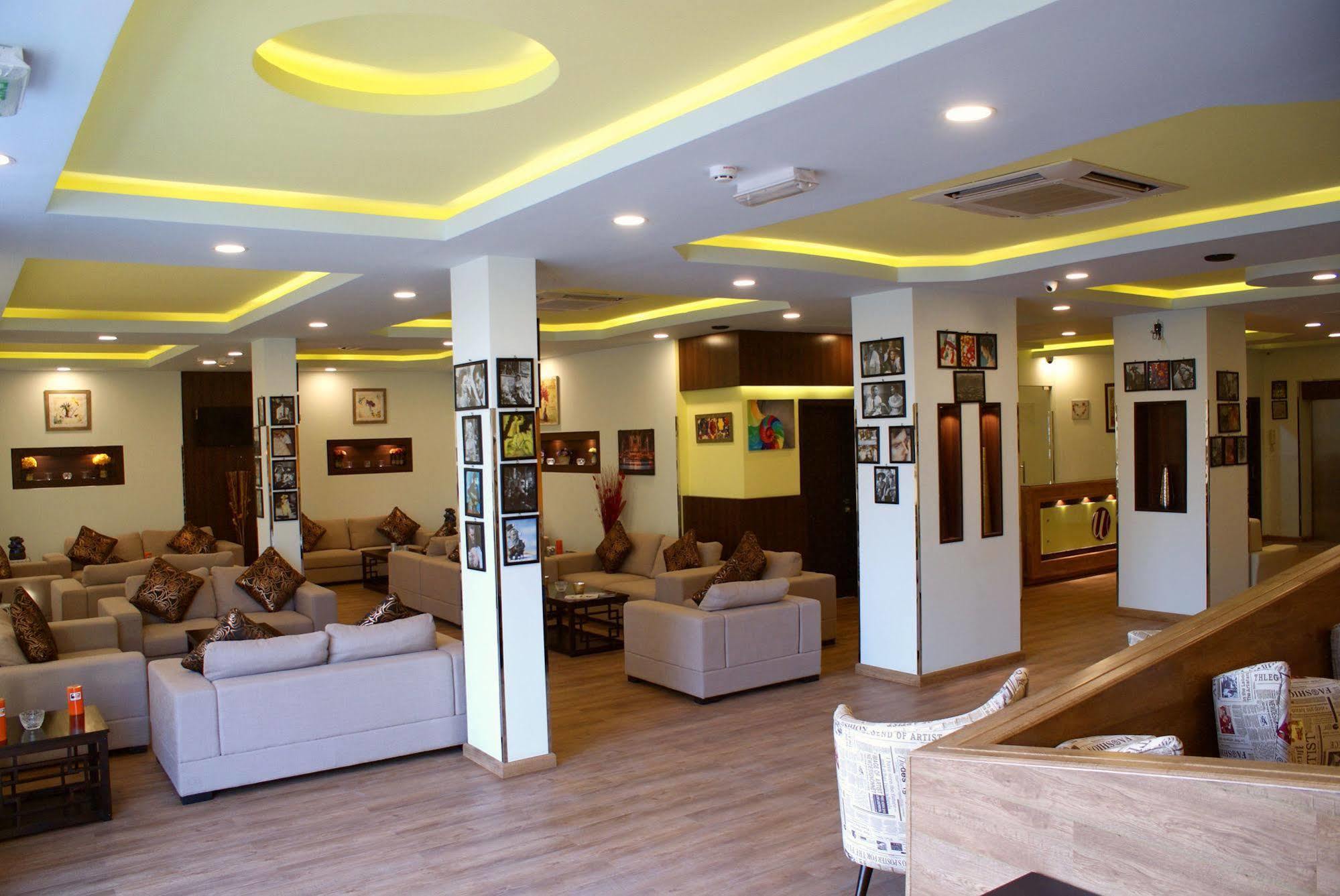 Weekend Hotel & Apartments Mascate Exterior foto