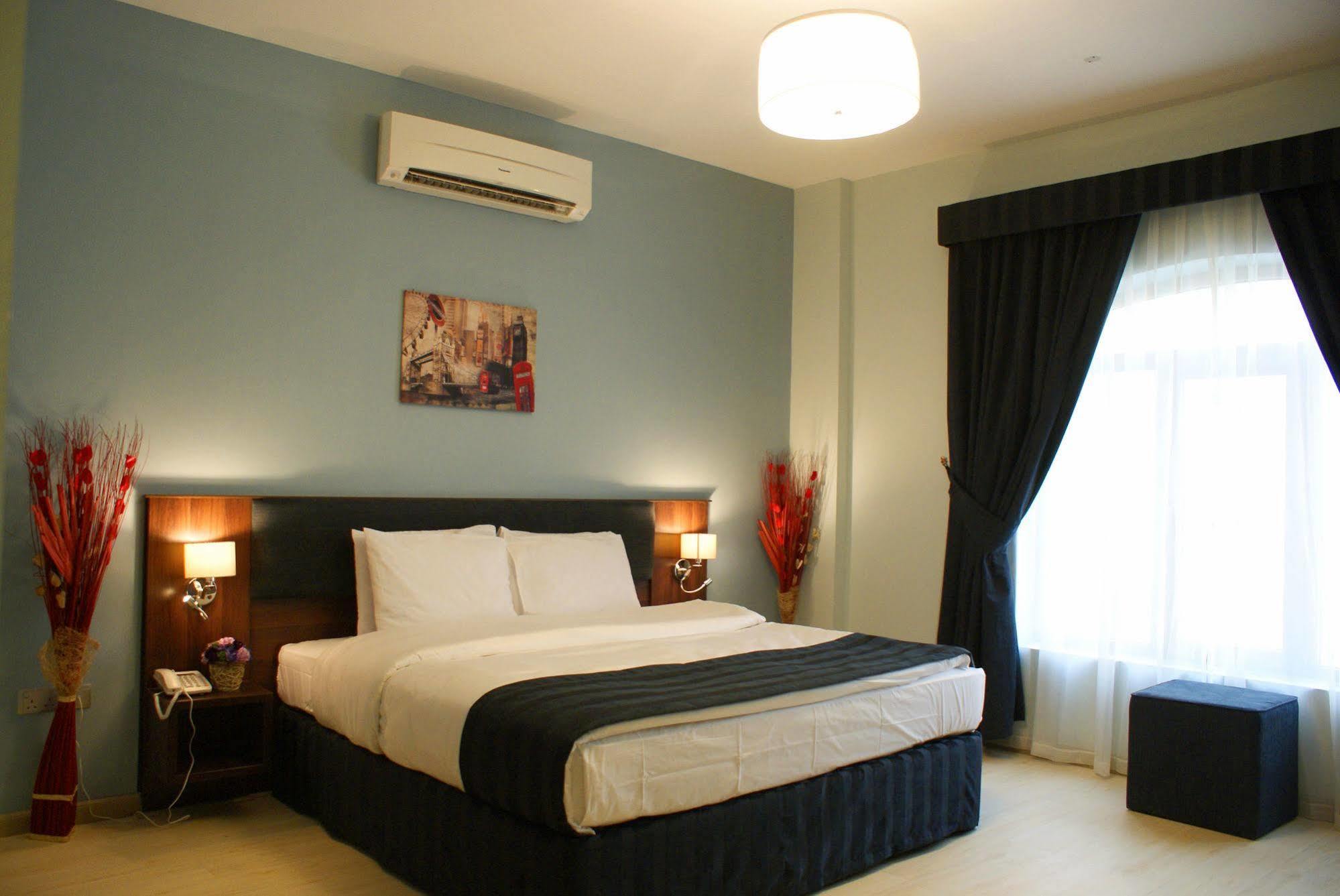 Weekend Hotel & Apartments Mascate Exterior foto